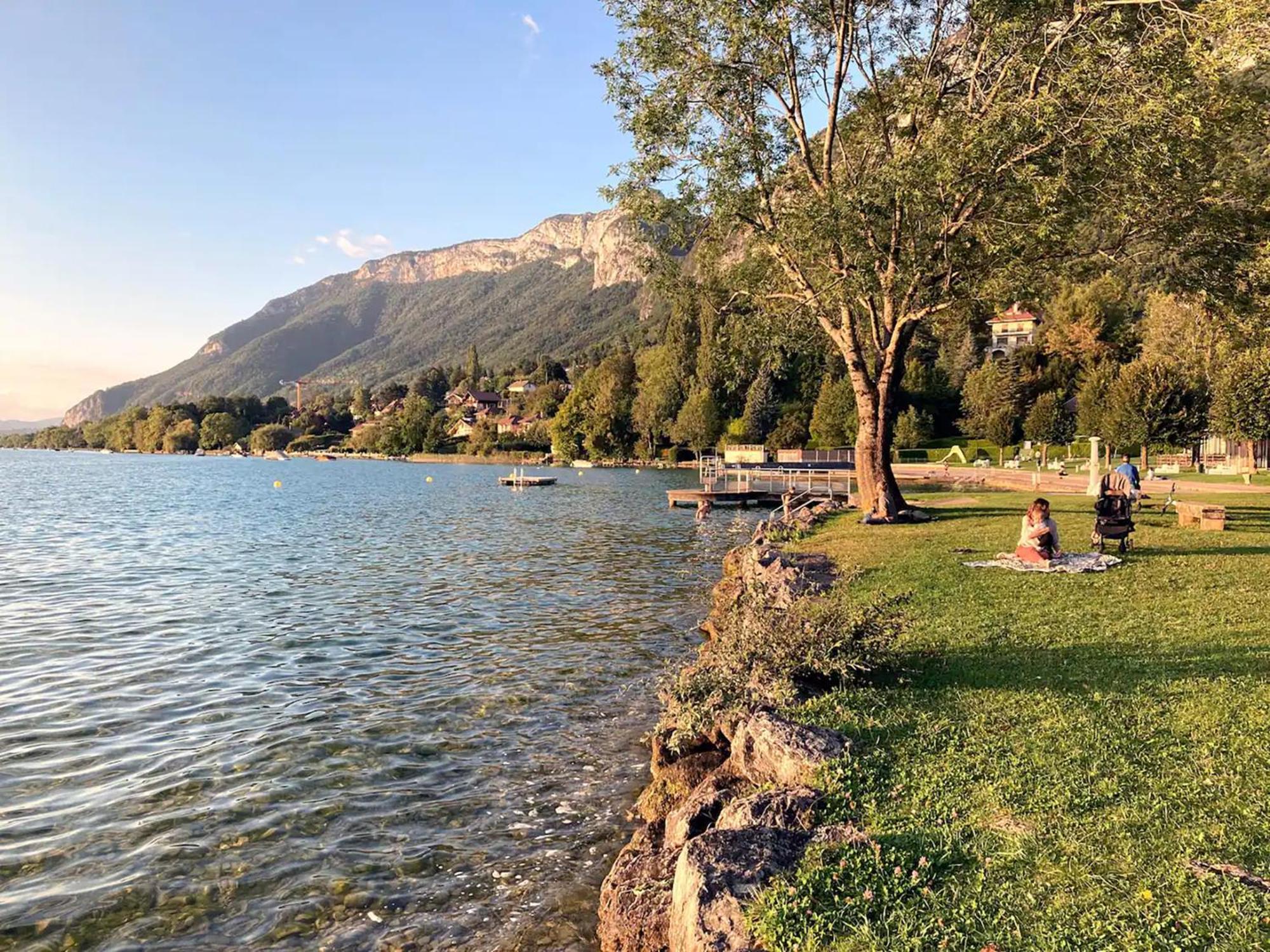 Cabane Pour Vos Vacances A 190M Du Lac D'Annecy 芒通-圣贝尔纳 外观 照片
